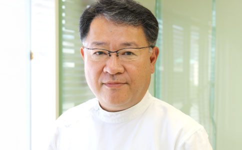 御殿場看護学校　学校長/安田　敏男